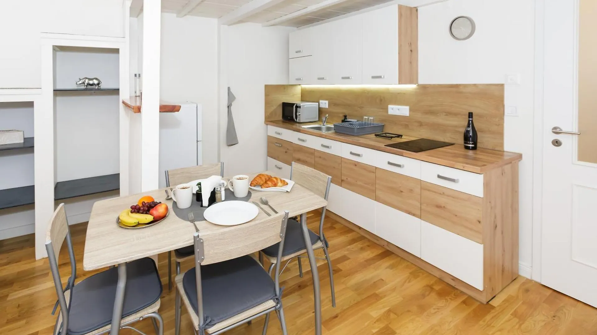 Luxury Apartment Near The Downtown Πράγα Τσεχία